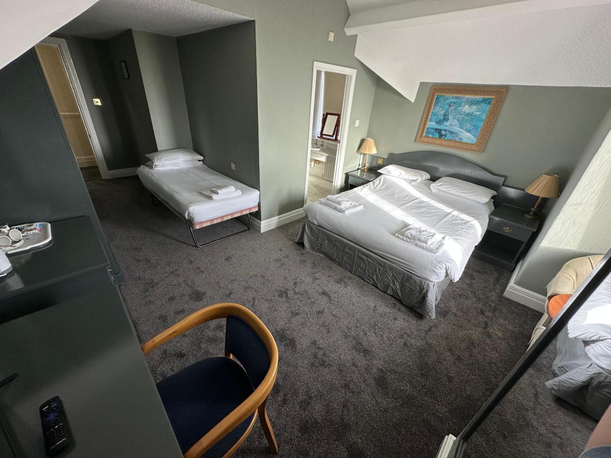 Clarkes Hotel Barrow In Furness Zewnętrze zdjęcie